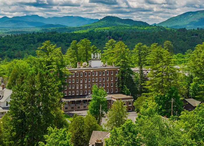 The Pines Inn
